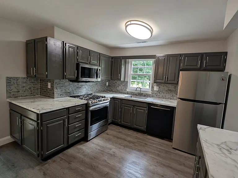 16 Rampart Dr #16 — Photo 7