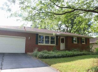 213 Campanile Dr, East Peoria, IL