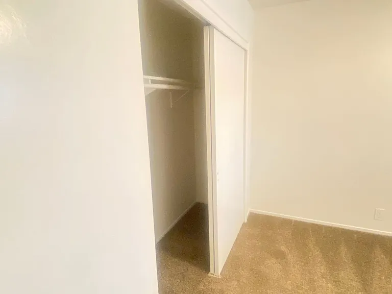 25250 Prospect Ave — Photo 8