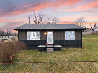 6 Arthur St, Clay City, KY 40312