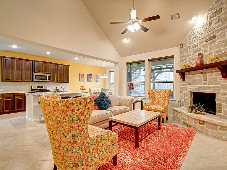 8219 Peppervine Ct — Photo 11