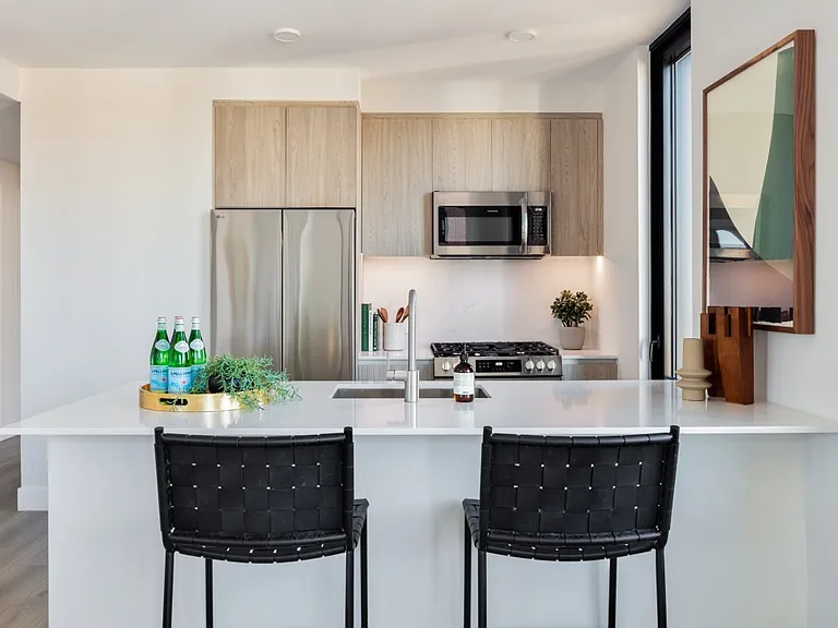 54 Crown St #238 — Photo 4