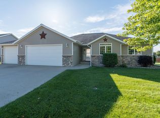1435 9th St N, New Ulm, MN 56073