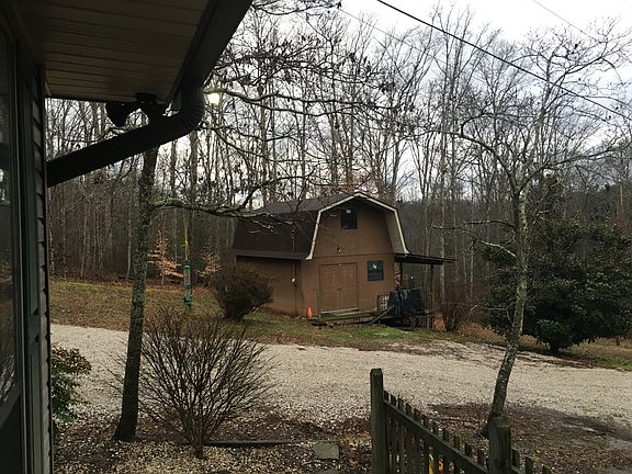 5th image of 115 Frazier Ln