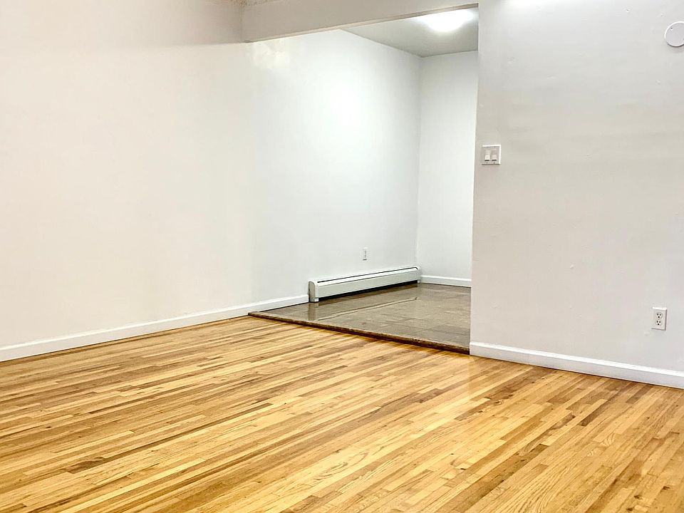 1st image of 8672 16th Ave