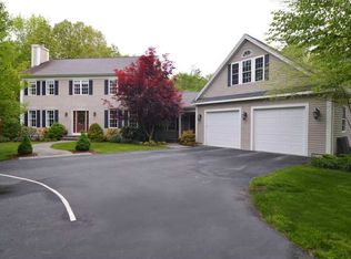 29 Alberta St, Scituate, RI 02831