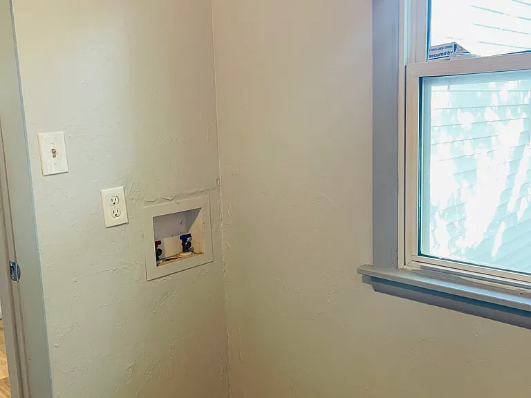 3201 N Phillips Ave — Photo 14