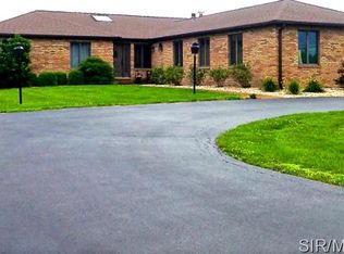 20 Rockingham Pl, Belleville, IL 62223