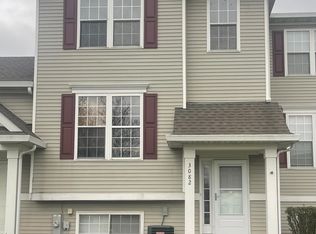 3082 Woodside Dr, Joliet, IL 60431