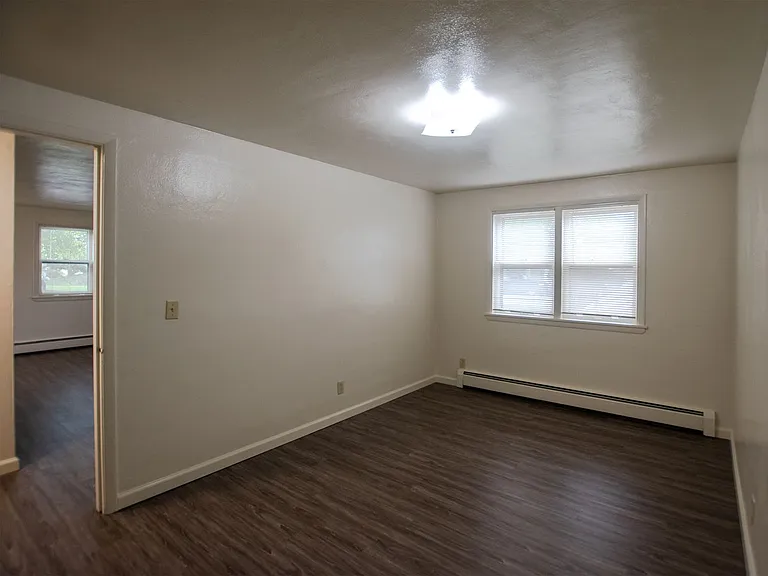 State Street Apartments — Photo 30