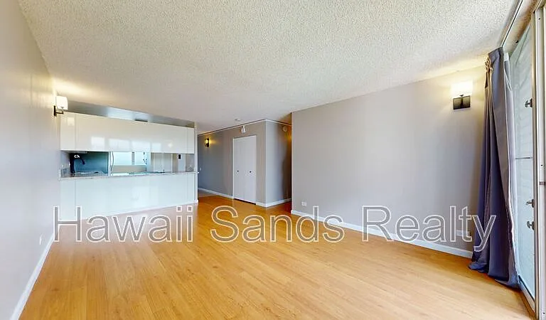 1128 Ala Napunani St #404 — Photo 8