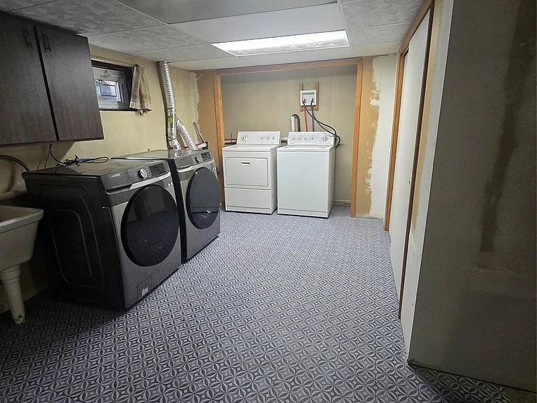 249-48 Rushmore Ter — Photo 26