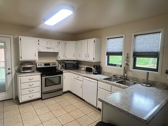 4th image of 865 Old Union Rd