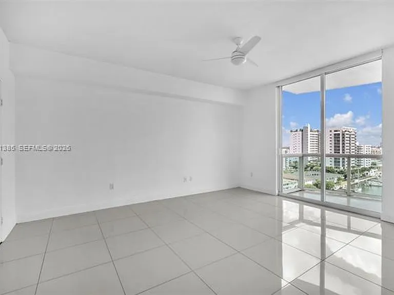 7900 Harbor Island Dr #1101 — Photo 9