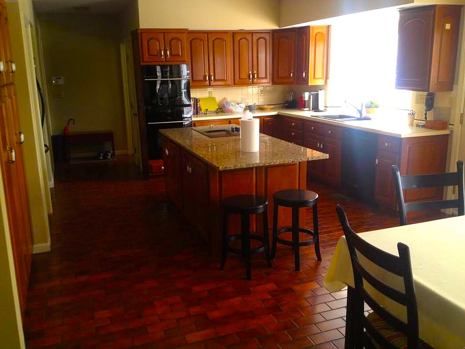 2nd image of 39 Enoch Dr