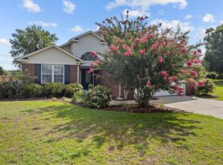 100 Iverson Ln, New Bern, NC 28562