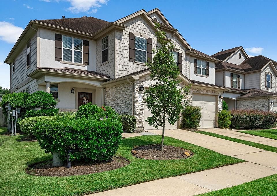 1st image of 16126 Limestone Lake Dr