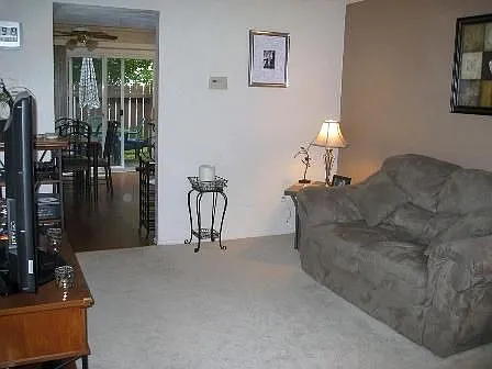 2558 Shakespeare Ln photo 1