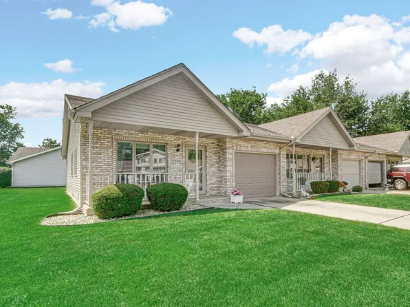 1936 Church St, Dyer, IN 46311
