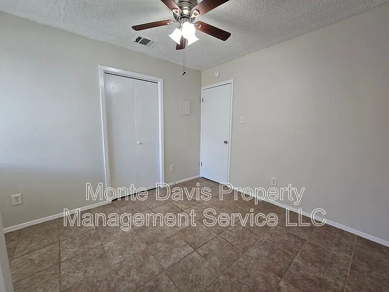 6206 Buffalo Pass #A — Photo 13