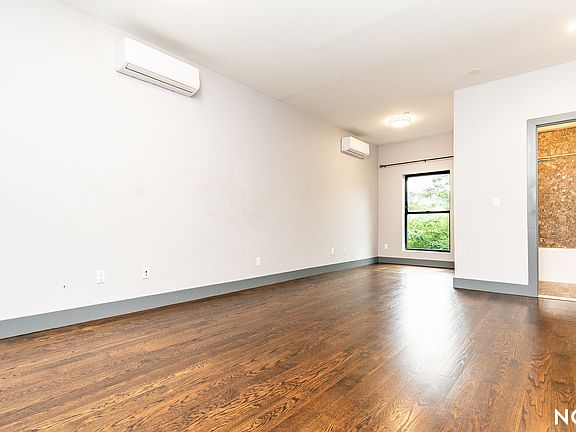 2nd image of 1277 Putnam Ave #2E