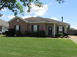 44 Barnes Ct, Wetumpka, AL 36092