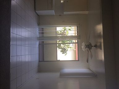 3rd image of 825 S Osage Ave APT 5