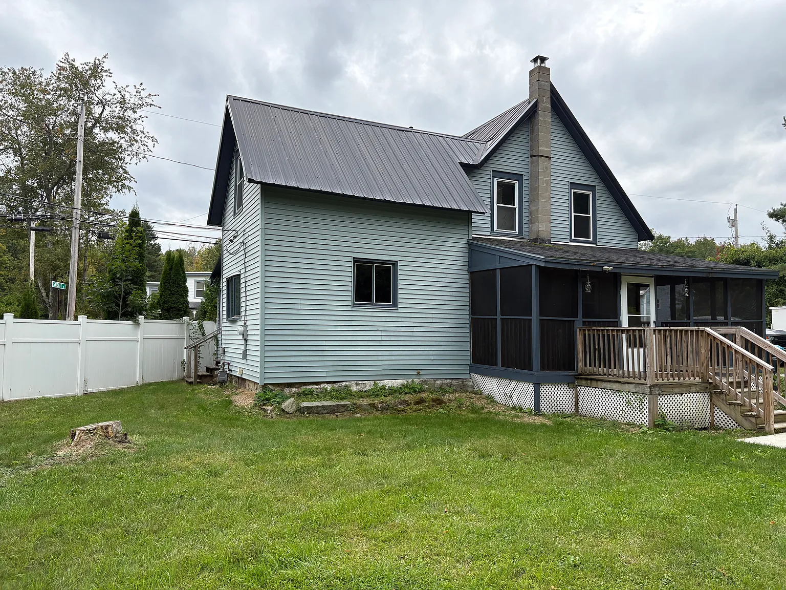 3 bed, 1412 sqft, $2,700 — Photo 2