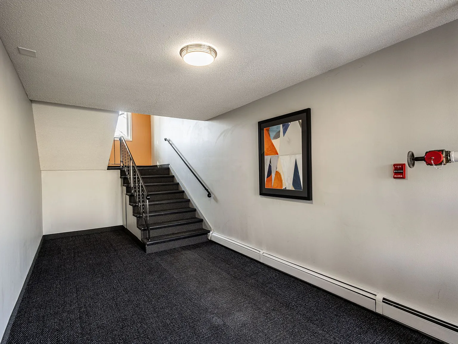 Cove Apartments — Photo 4