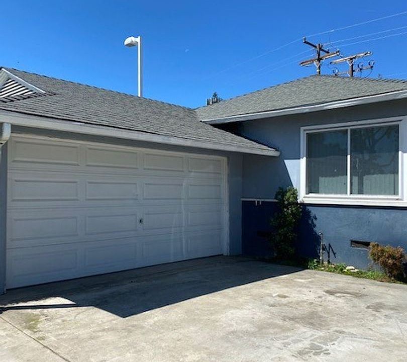 1st image of 11513 Casimir Ave