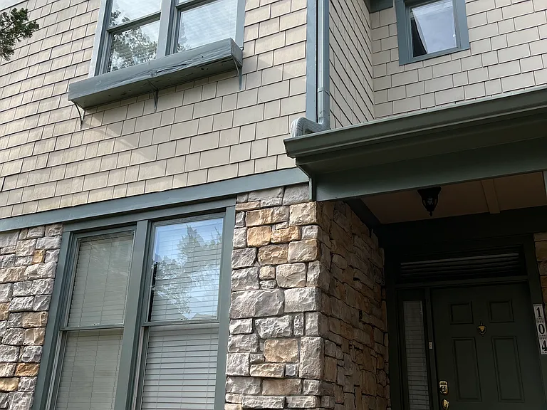 104 Presque Isle Ln #104 — Photo 4