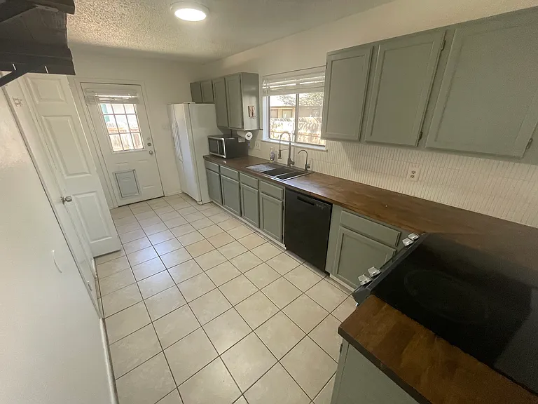523A Luther Dr #A — Photo 16