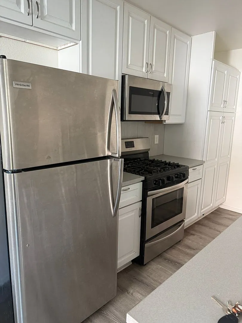 2 Bed / 1 Bath Townhouse-Style Unit Auburn Greens — Photo 1