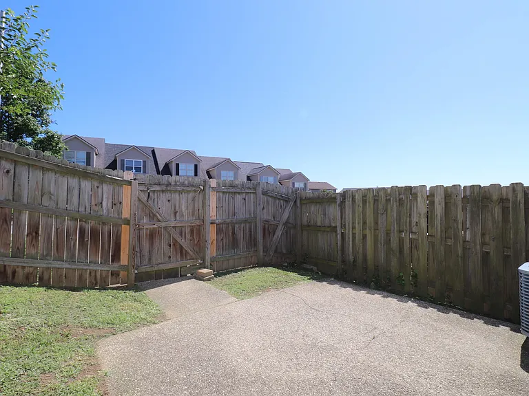 403 John Sutherland Dr — Photo 17