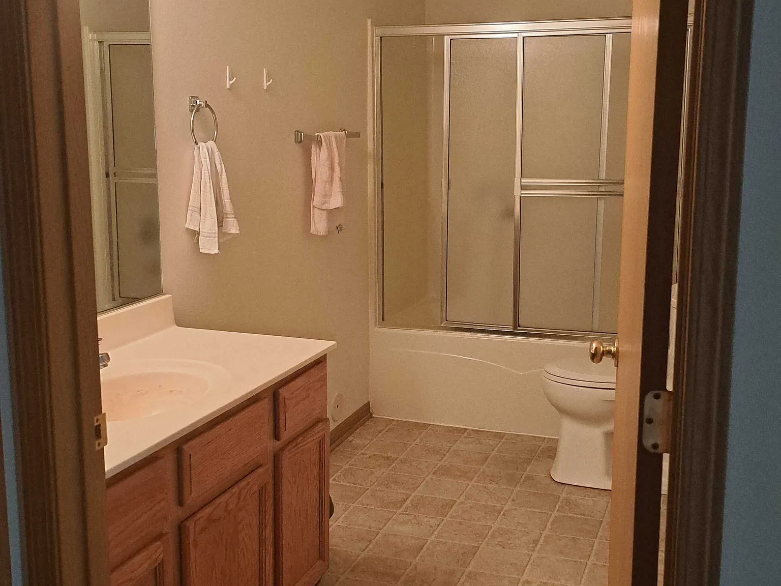1 bed, 637 sqft, $930 — Photo 1