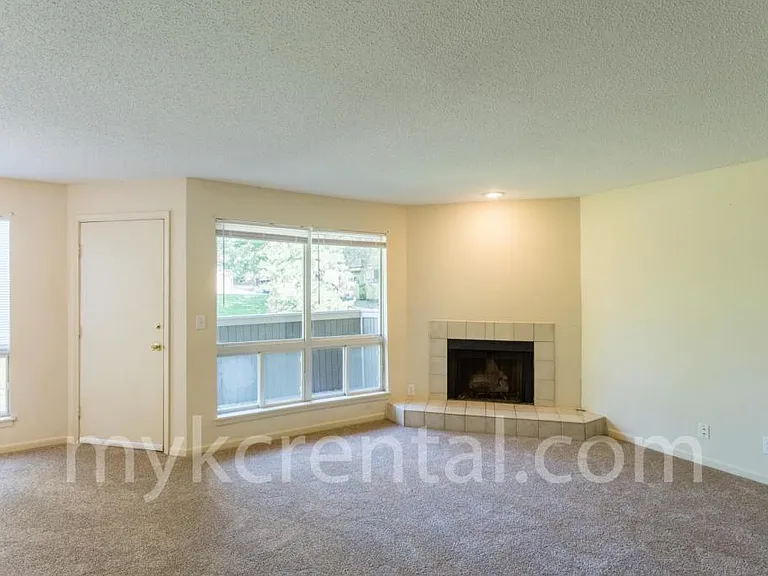 11204 Nieman Rd #101 — Photo 3