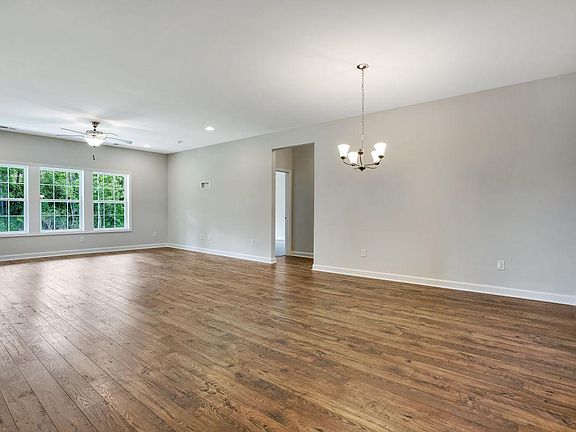 7071 Swansong Circle-04 Compressed