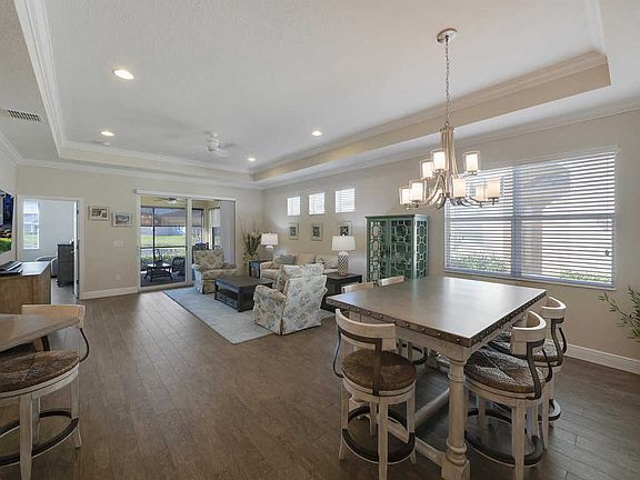 5th image of 11526 SW Lake Park Dr