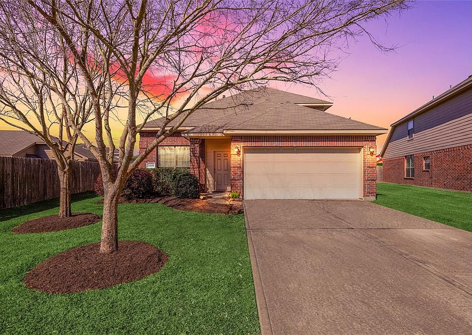 1st image of 24150 Griffin House Ln