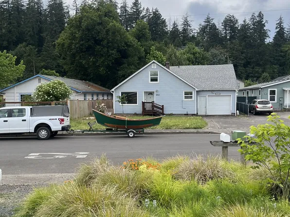 1016 Water St, Springfield, OR 97477