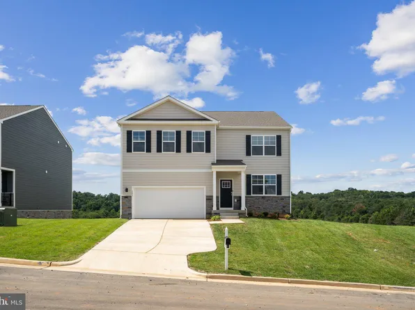 180 Waterfront Dr, Raphine, VA 24472