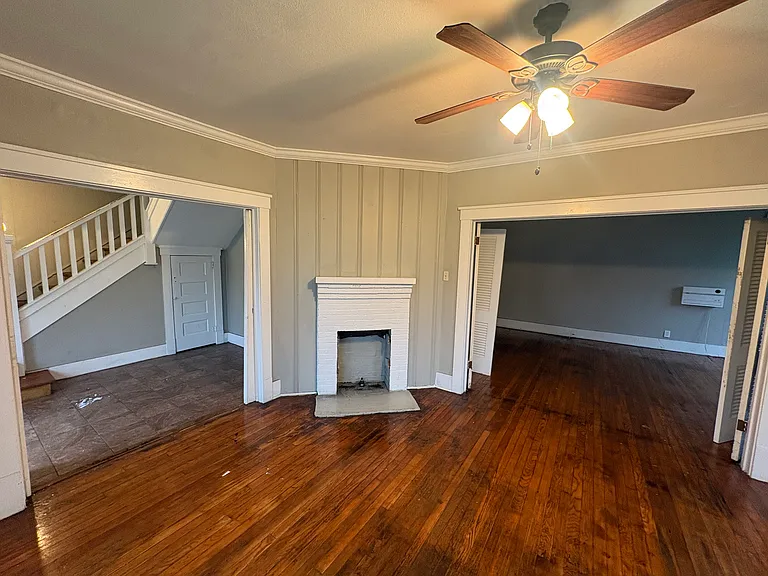 709 W Ash St — Photo 7
