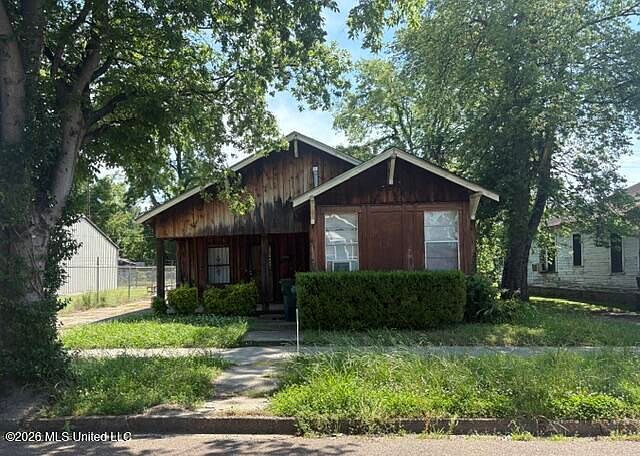 1st image of 709 Henderson St