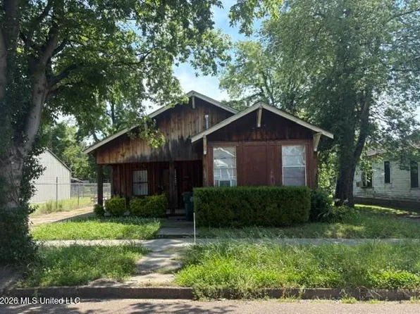 709 Henderson St, Greenwood, MS 38930