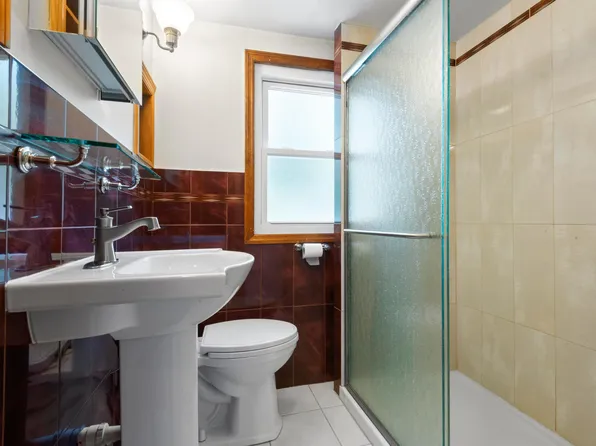 692 Passaic Avenue image 29 of 38