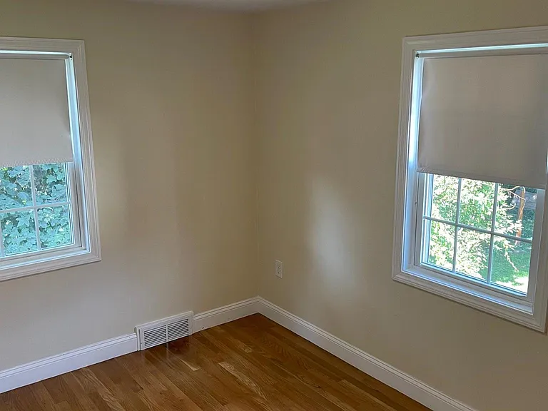32 Linden Ave — Photo 16