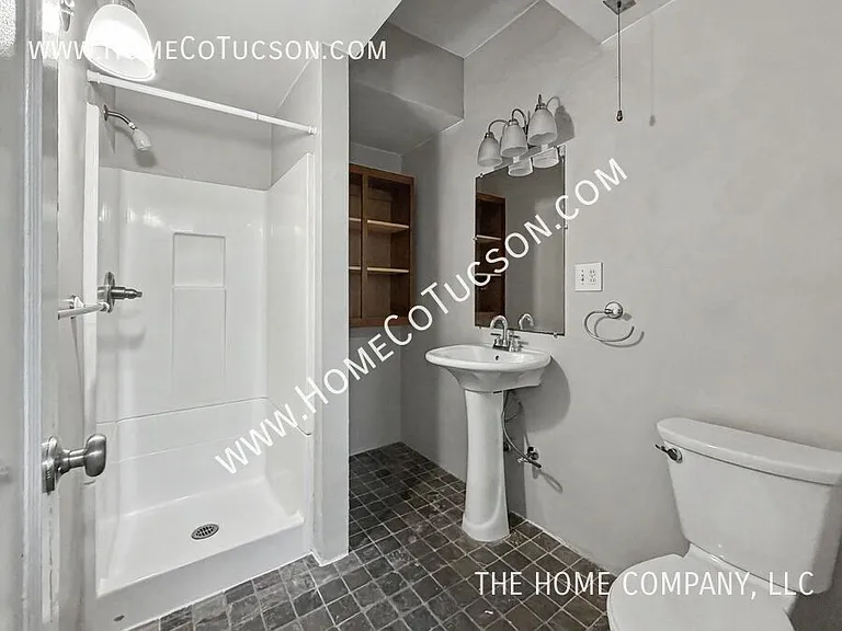 544 E Speedway Blvd — Photo 16