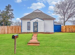 622 N 10th St, Thomas, OK 73669