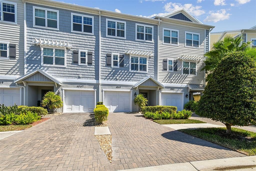 4065 Rocky Shores Dr