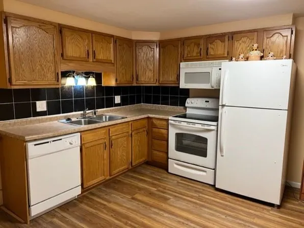 1137 Petra Pl APT 1, Madison, WI 53713